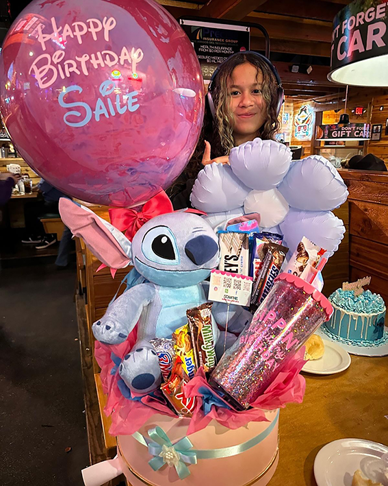 Balloon-Artist-in-Dallas-Personalized-Boxes-(Kids' Birthdays)-Marian-Balloons-Gifts